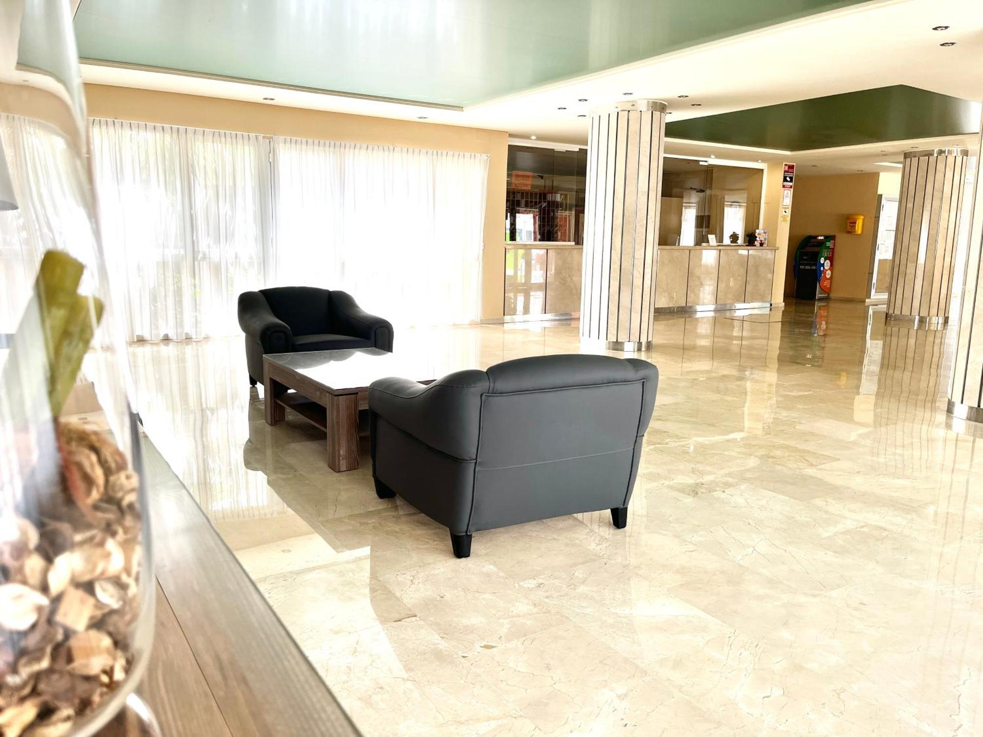 Cozy Central Studio Near The Beach Benalmadena Ngoại thất bức ảnh